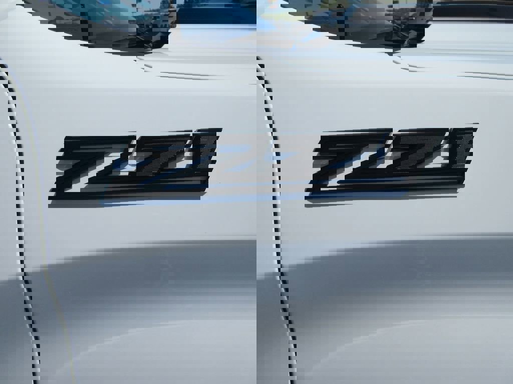 Certified 2024 Chevrolet Silverado 1500 Custom Trail Boss w/ LPO, Dark Essentials Package image 10