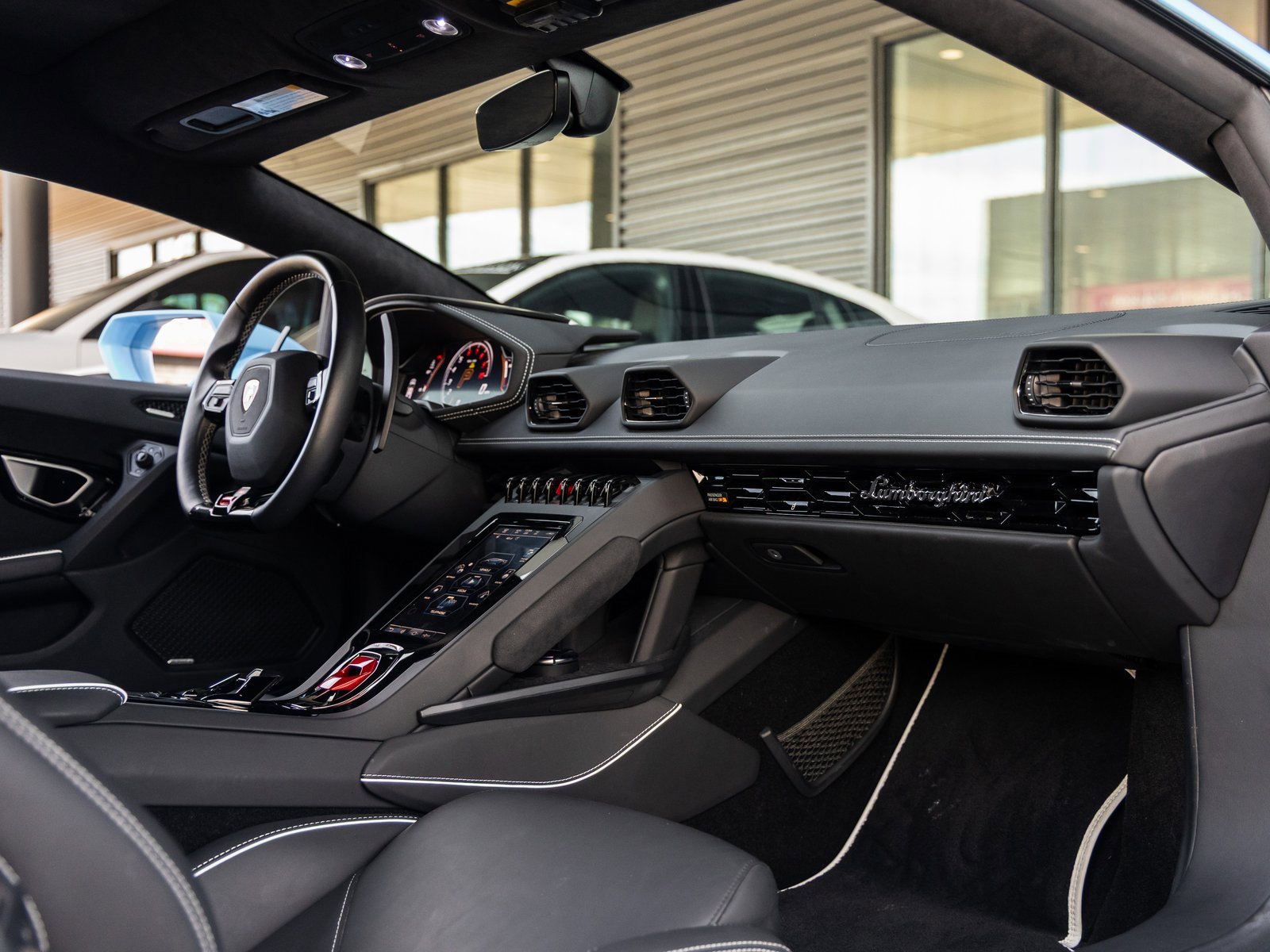 Used 2023 Lamborghini Huracan EVO image 42