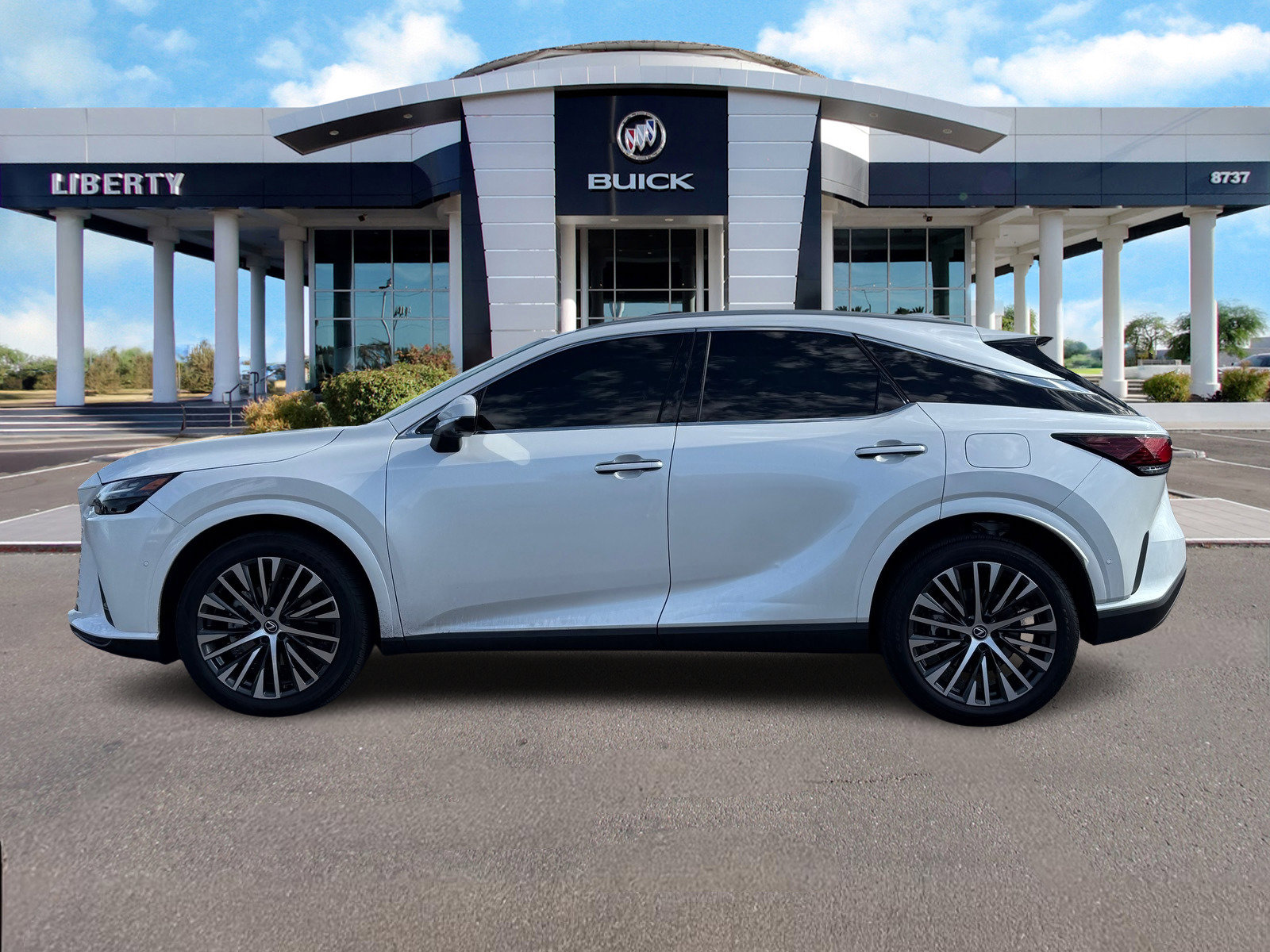 Used 2024 Lexus RX 350 FWD image 6