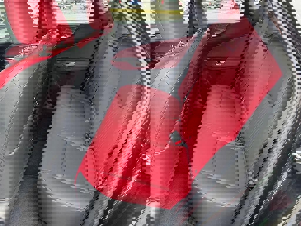 Used 2025 Lexus NX 250 FWD w/ Towing Package (2000 Lbs) image 10