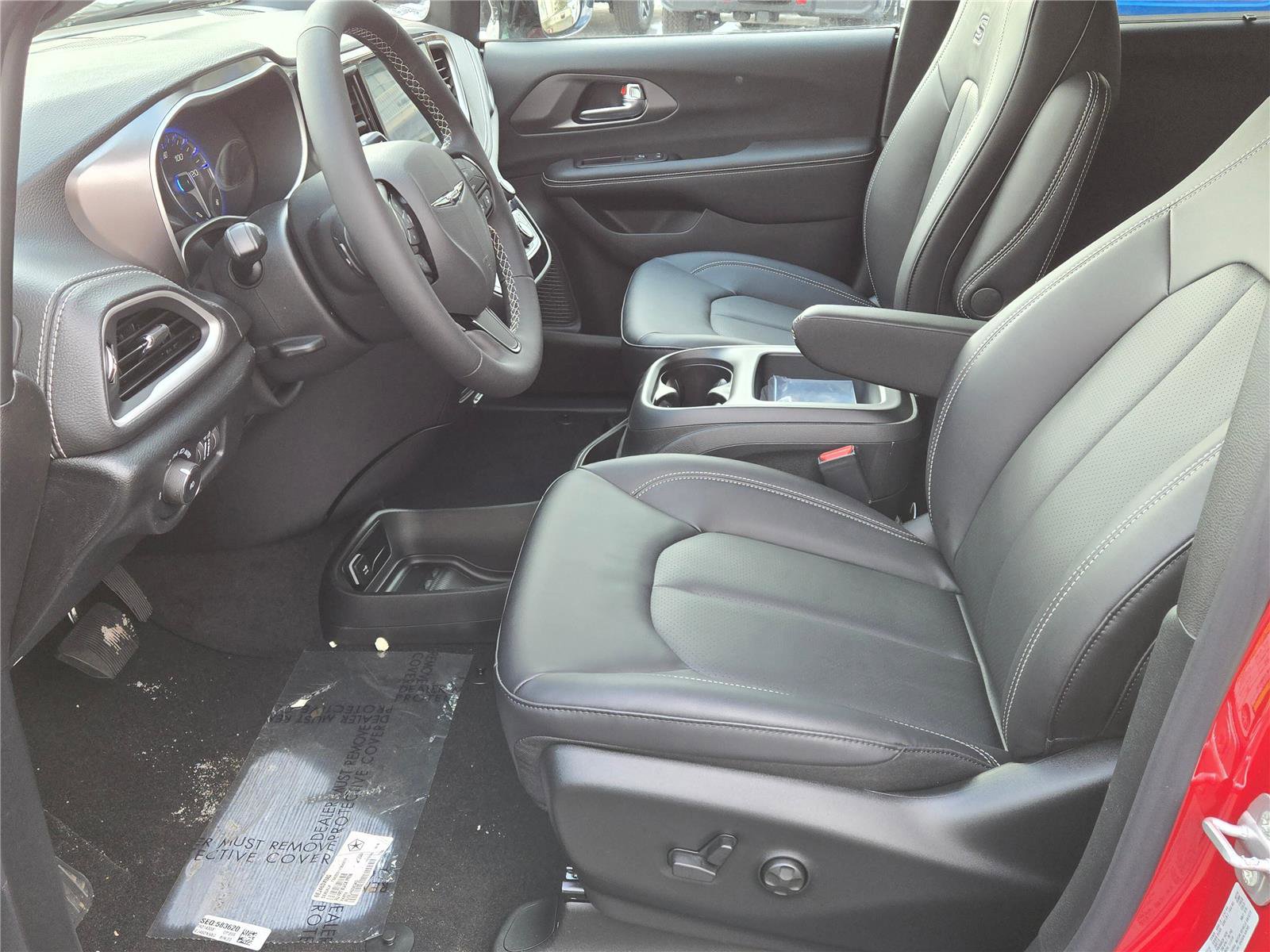 New 2026 Chrysler Pacifica Select w/ S Appearance Package image 17