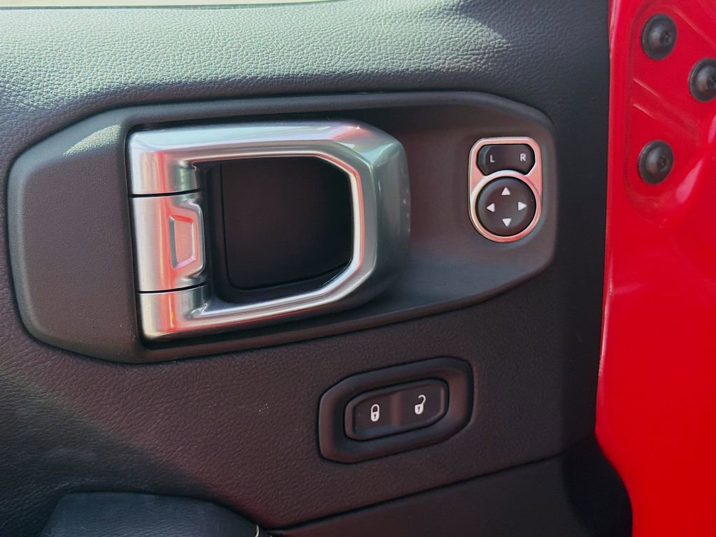 Used 2022 Jeep Wrangler Unlimited Sahara w/ Cold Weather Group image 22