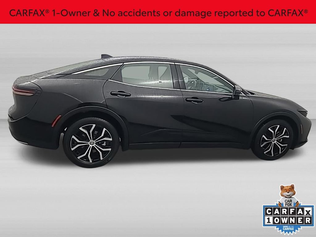 Used 2025 Toyota Crown XLE AWD/4WD video 2