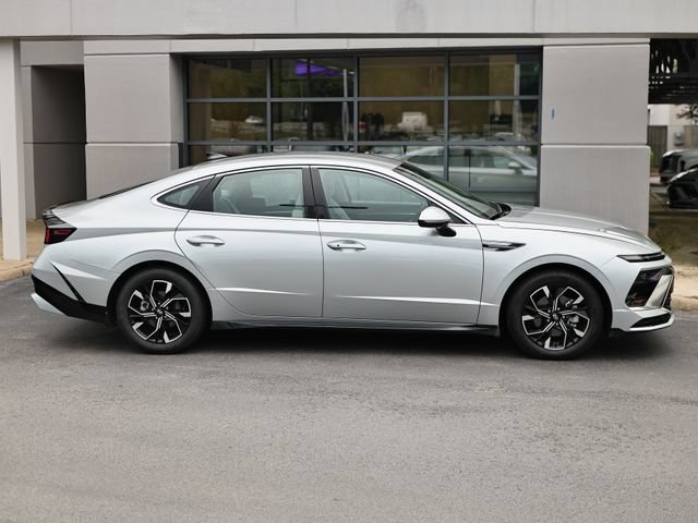 Used 2024 Hyundai Sonata SEL FWD image 4