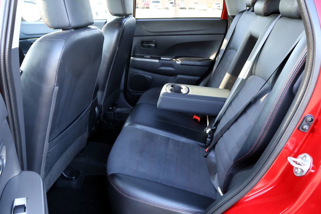 Used 2025 Mitsubishi Outlander Sport ES AWD/4WD image 25