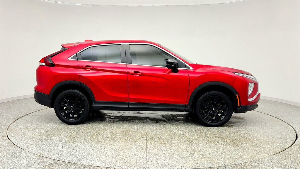Used 2023 Mitsubishi Eclipse Cross LE image 4