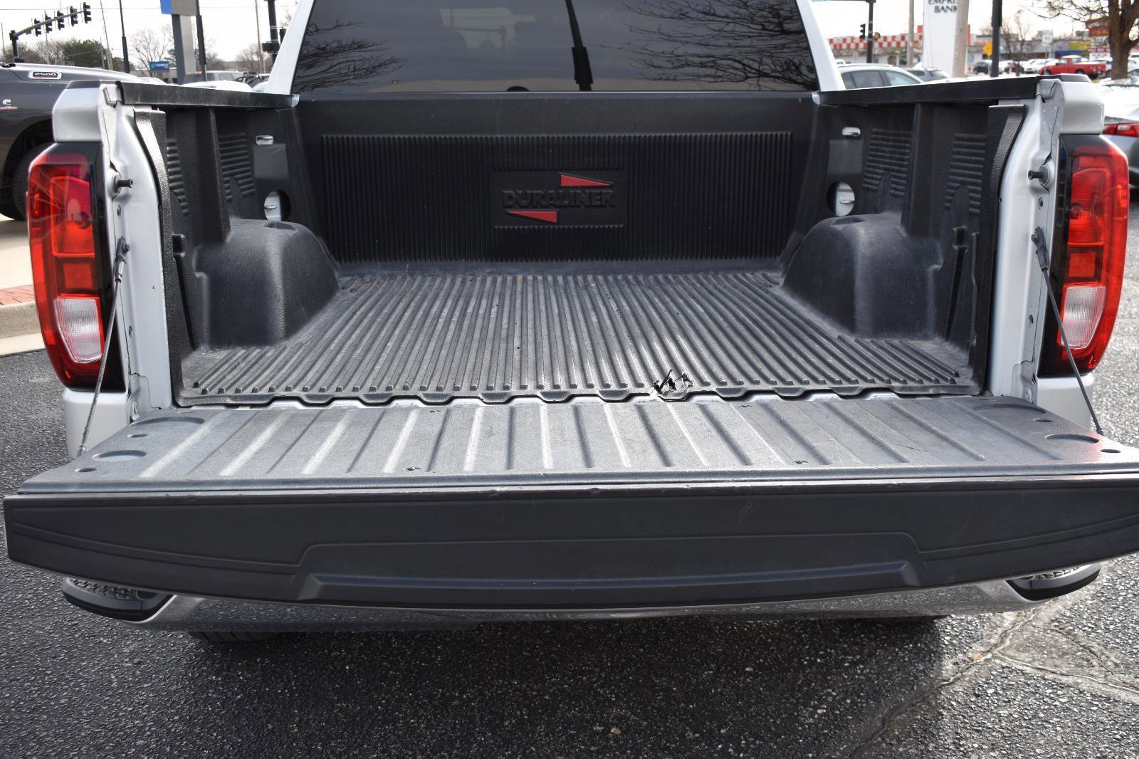 Used 2020 GMC Sierra 1500 SLE w/ Fleet Comfort Package image 13