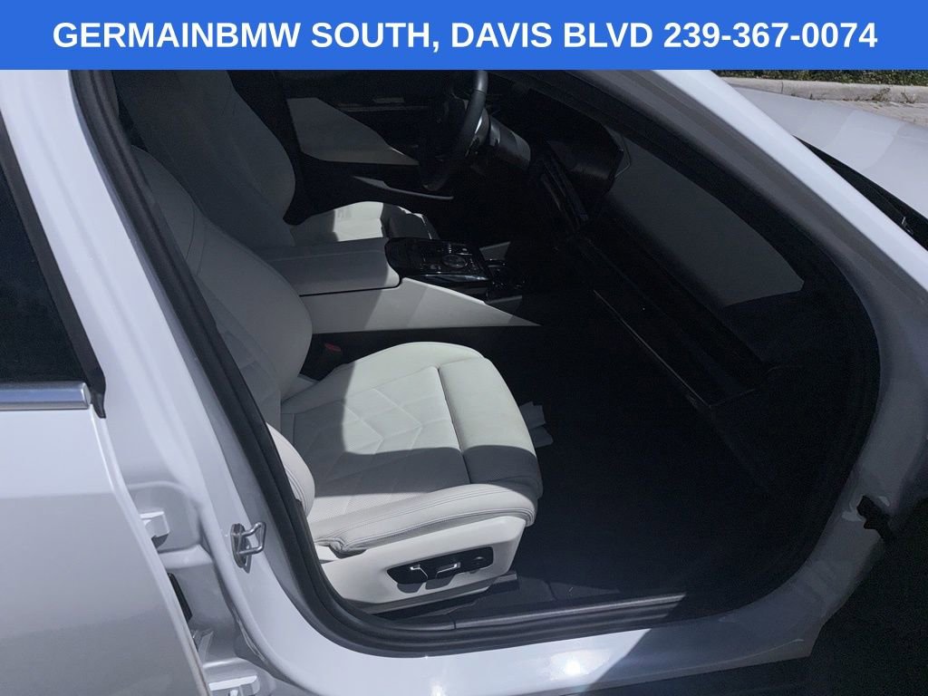 Certified 2024 BMW 530i w/ Premium Package RWD image 25