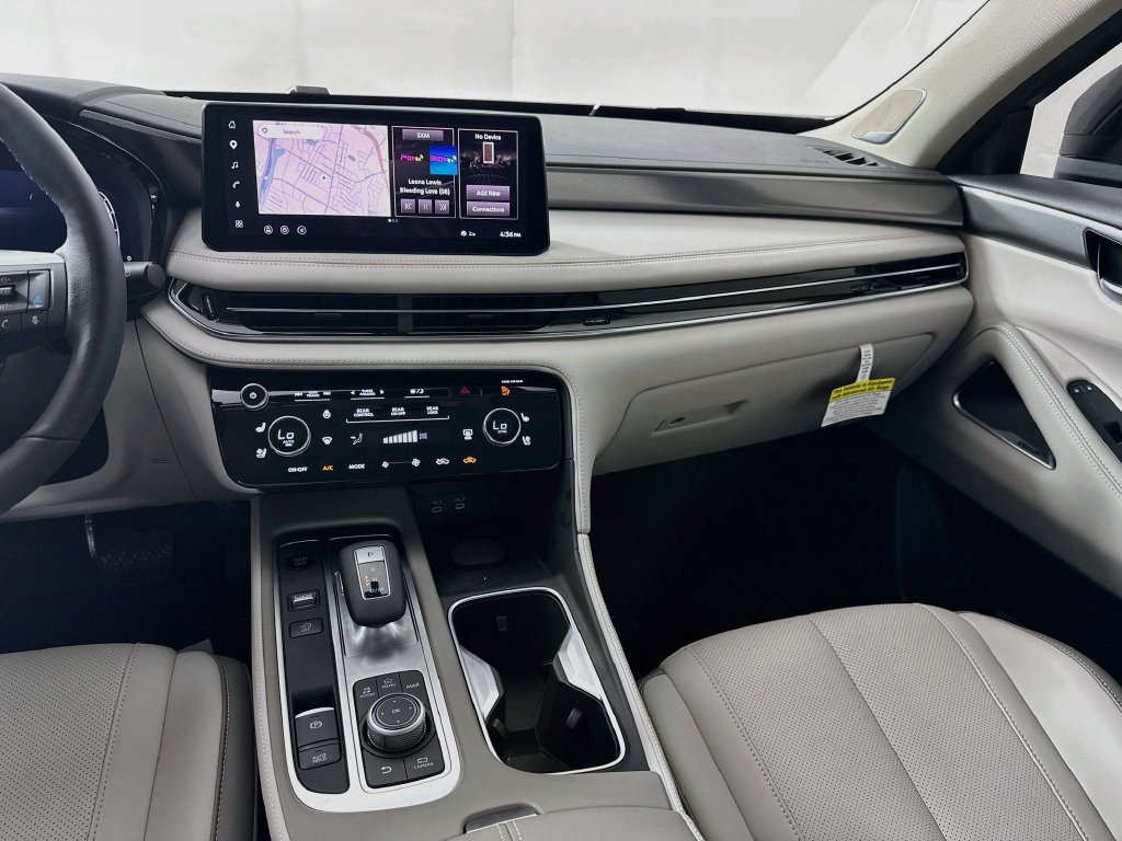 Certified 2027 INFINITI QX60 Luxe w/ Family Package FWD image 32