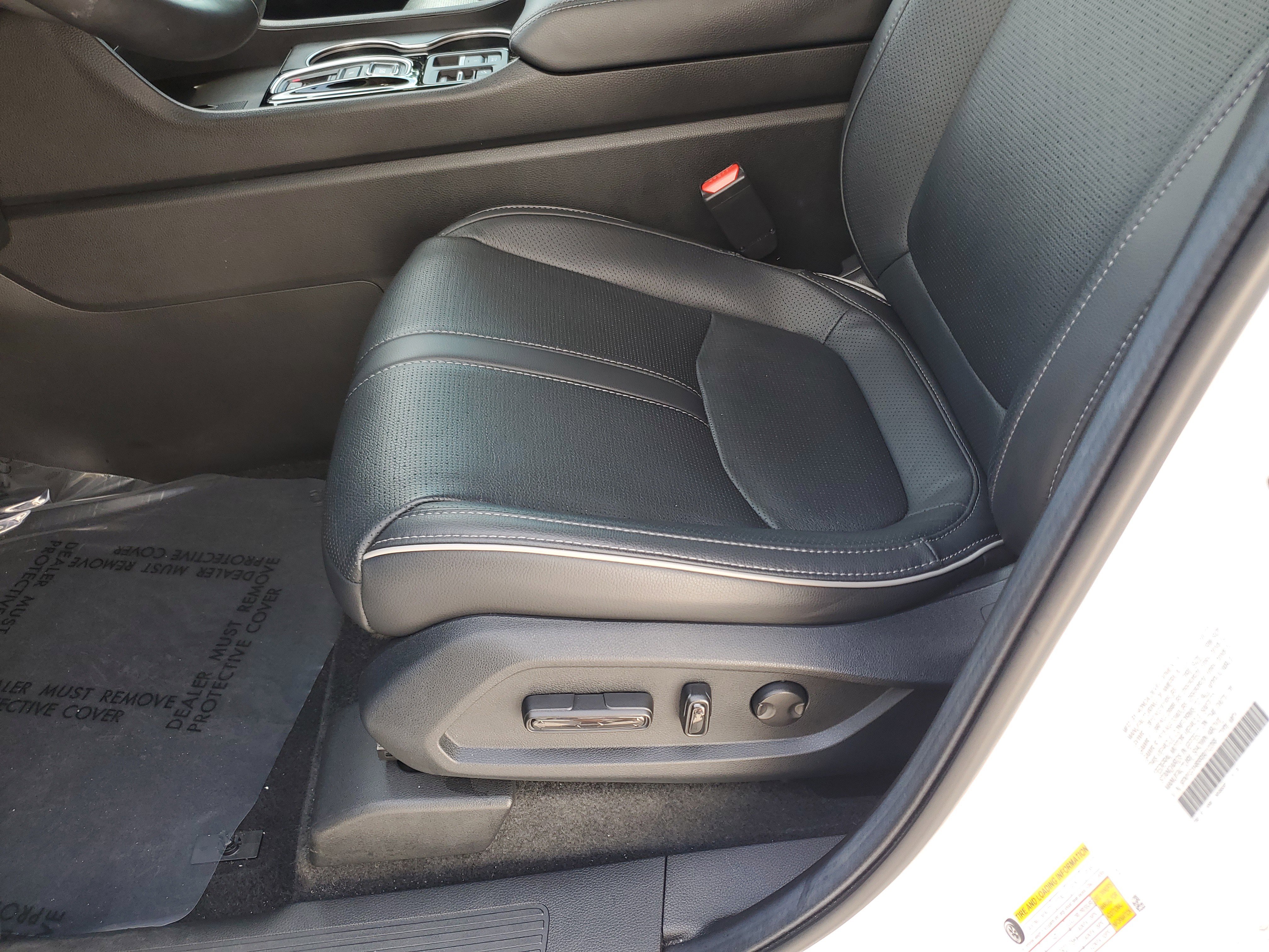 Used 2024 Honda Pilot Elite image 23