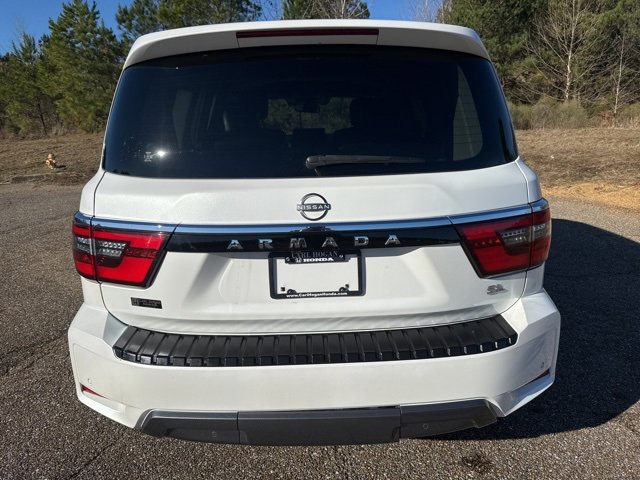 Used 2021 Nissan Armada SL w/ Captain's Chairs Package image 8