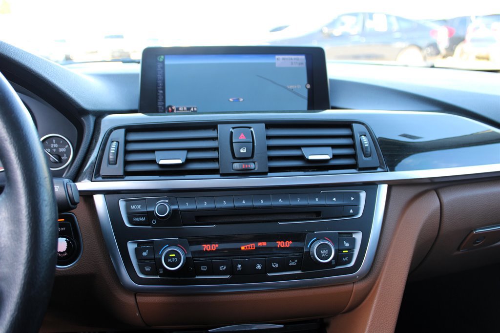 Used 2015 BMW 328d Sedan image 23