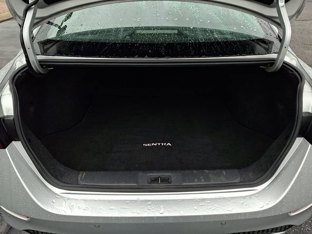 Used 2020 Nissan Sentra SV FWD image 29