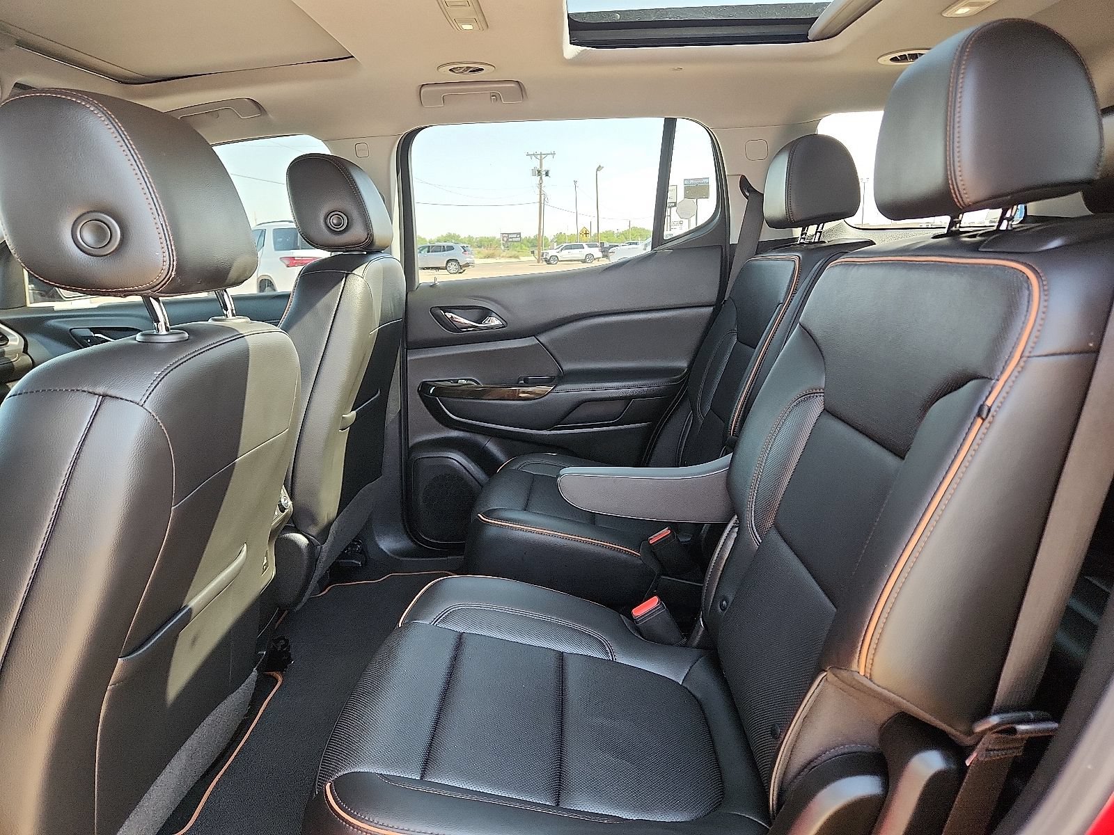 Used 2023 GMC Acadia AT4 w/ Technology Package AWD/4WD image 6