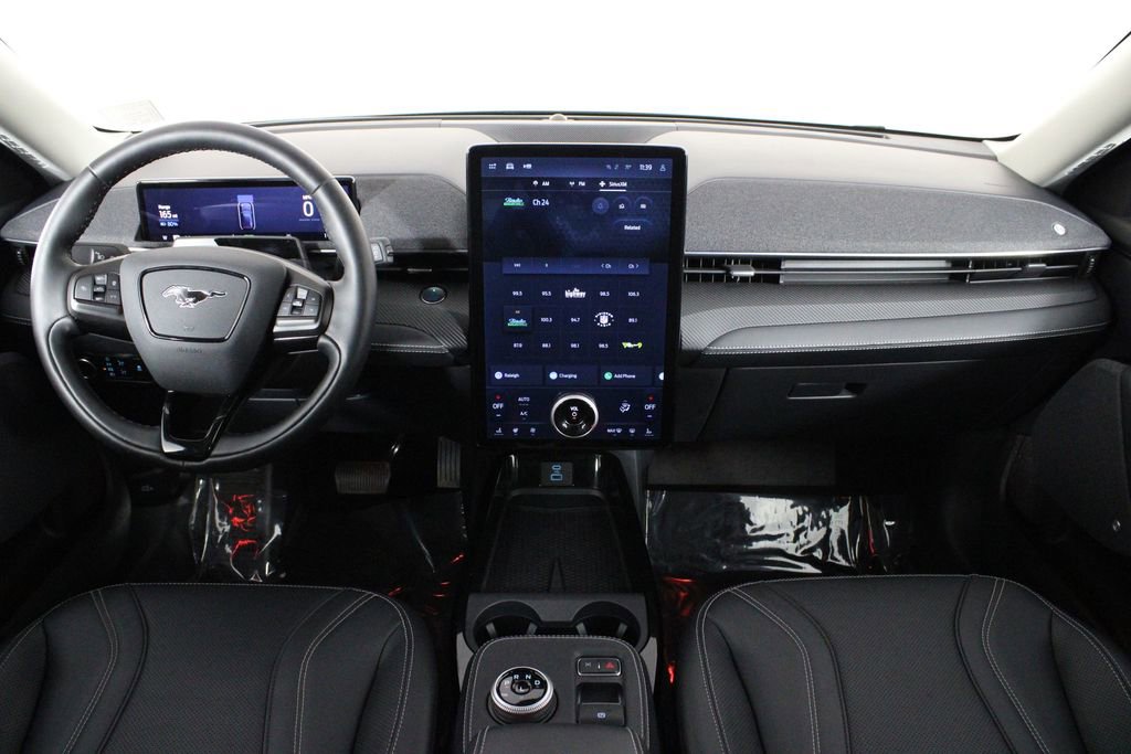 Used 2023 Ford Mustang Mach-E Premium image 29