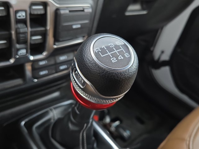 Used 2021 Jeep Wrangler Unlimited Sahara w/ Dual Top Group AWD/4WD image 20
