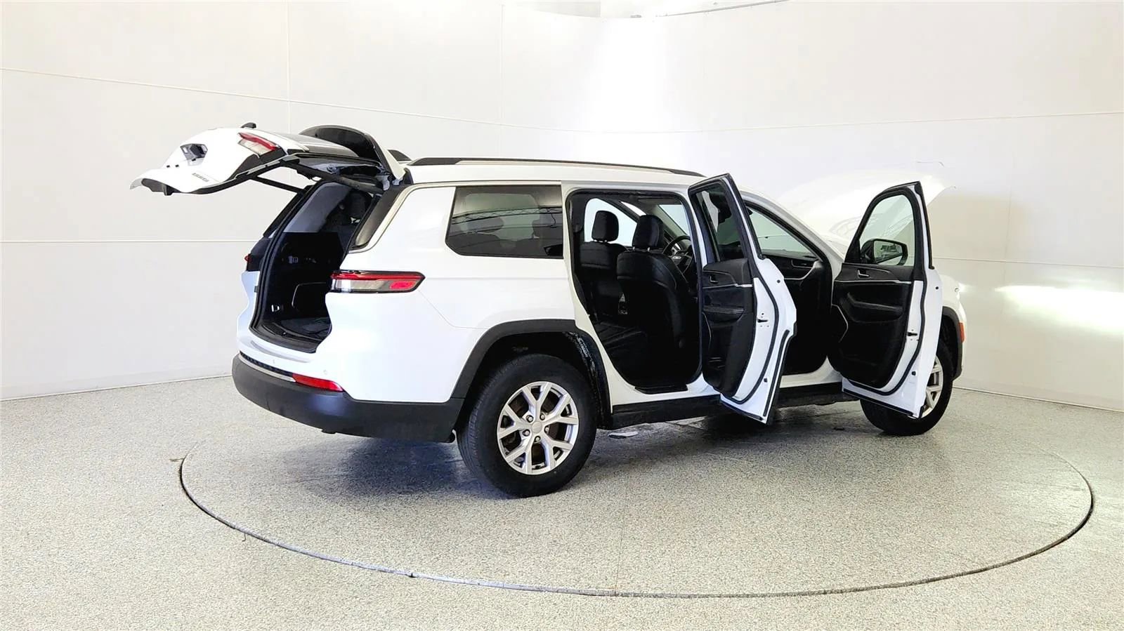 Used 2022 Jeep Grand Cherokee L Limited image 12