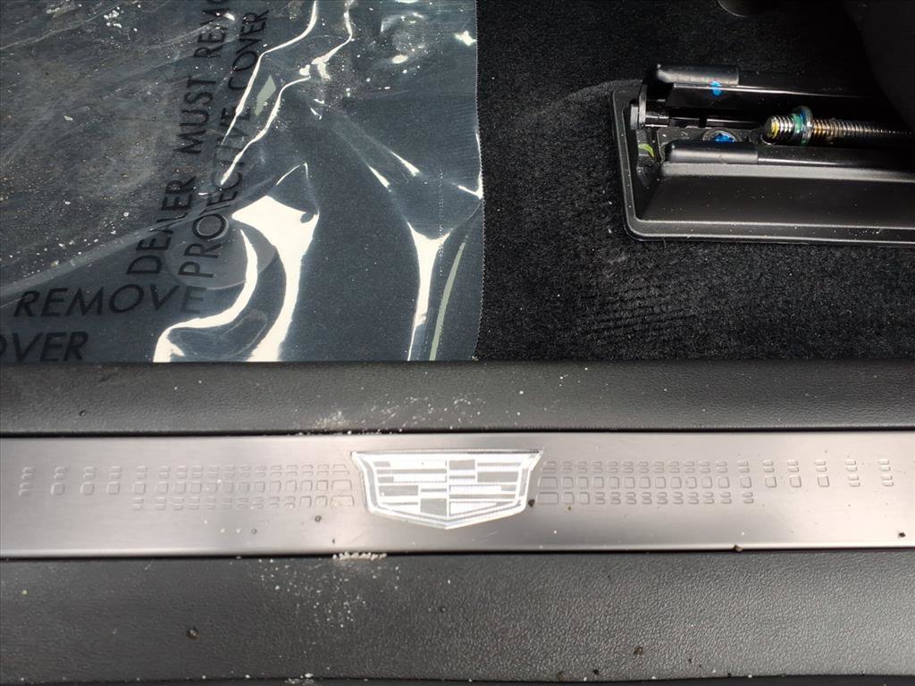 Certified 2025 Cadillac Optiq Luxury 1 w/ LPO, Floor Liner Package image 23