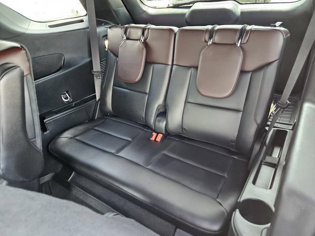 Used 2024 Ford Explorer Platinum w/ Technology Package AWD/4WD image 25