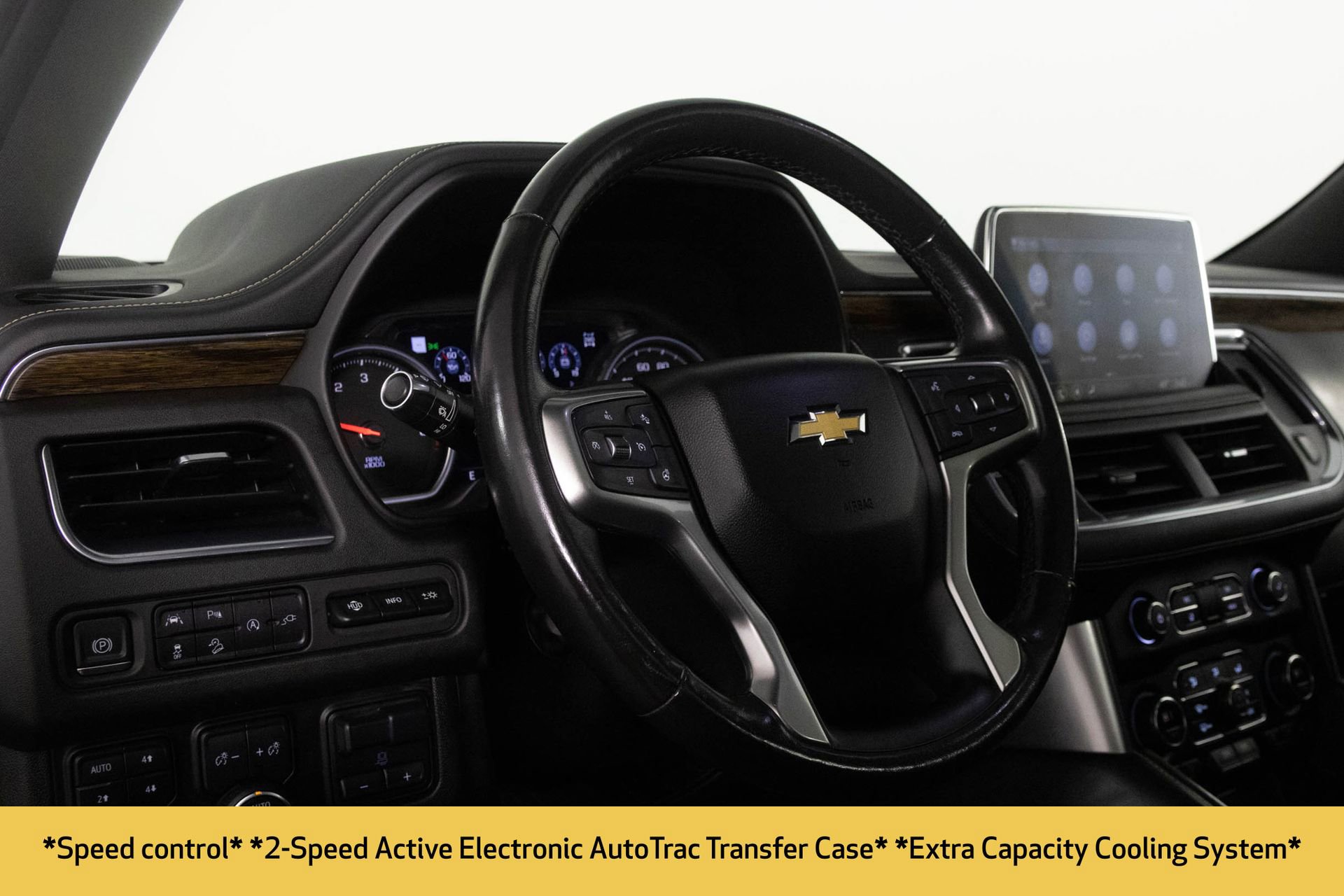 Used 2021 Chevrolet Suburban Premier w/ Premium Package image 36