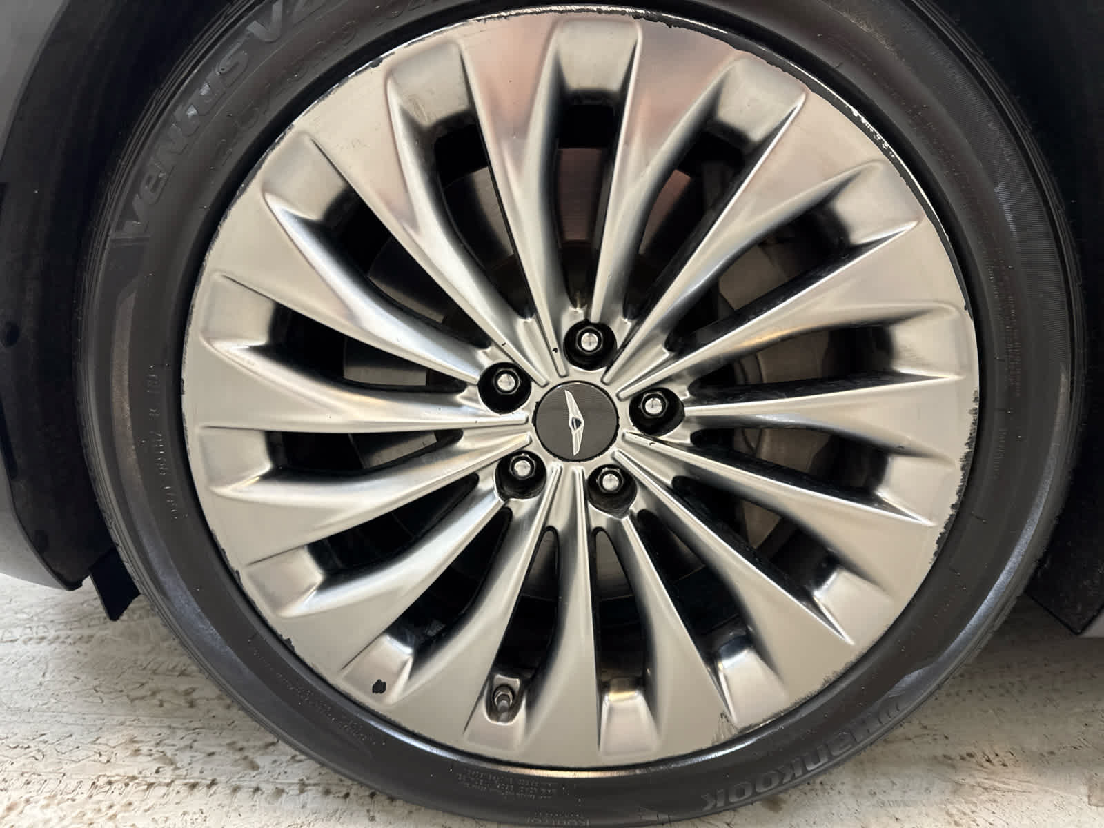 Used 2018 Genesis G90 5.0 Ultimate AWD/4WD image 13