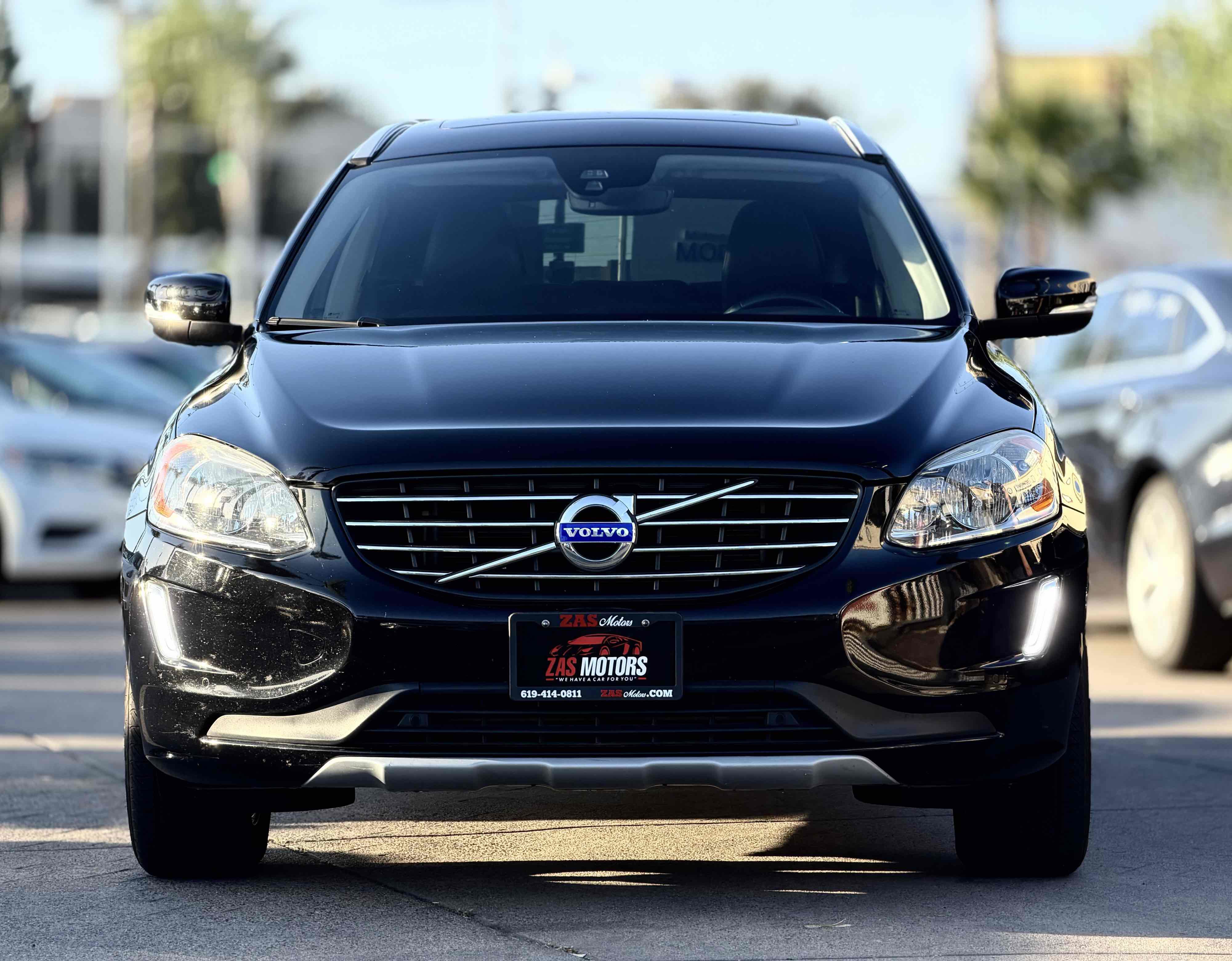 Used 2016 Volvo XC60 T6 FWD image 4