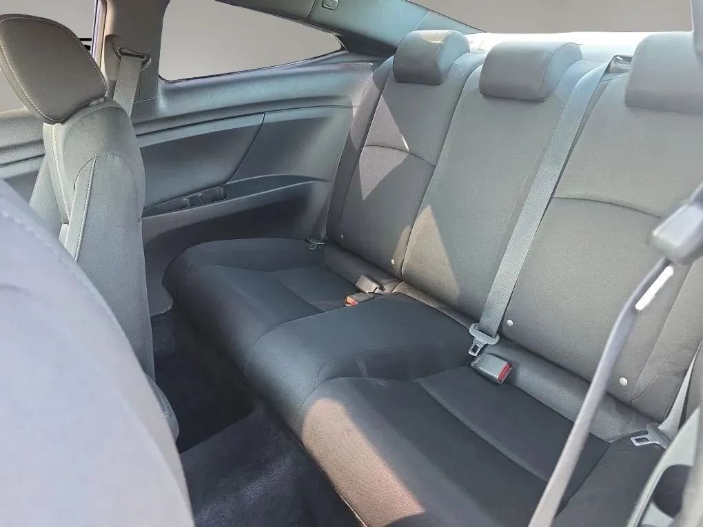 Used 2019 Honda Civic LX image 10