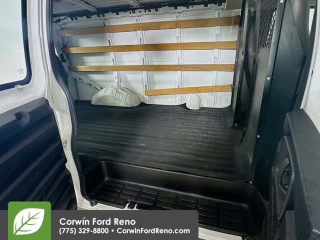 Used 2005 GMC Savana 2500 RWD image 25