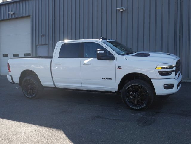 New 2025 RAM 2500 Laramie AWD/4WD image 9