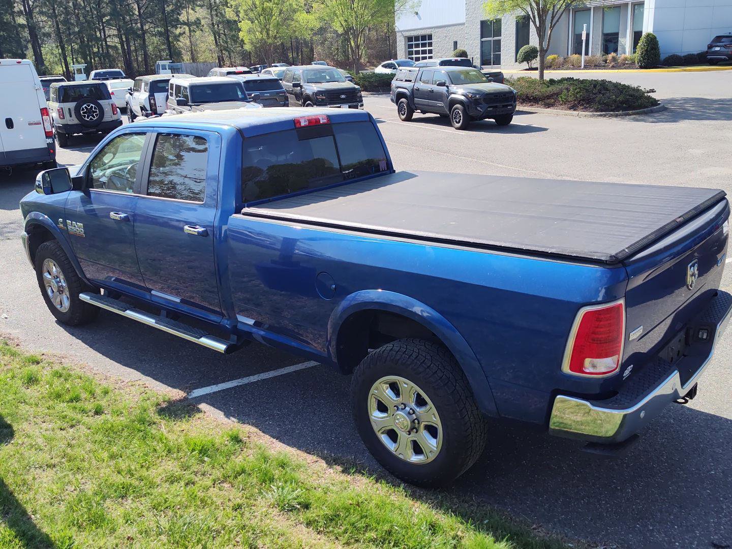 Used 2017 RAM 2500 Laramie image 6
