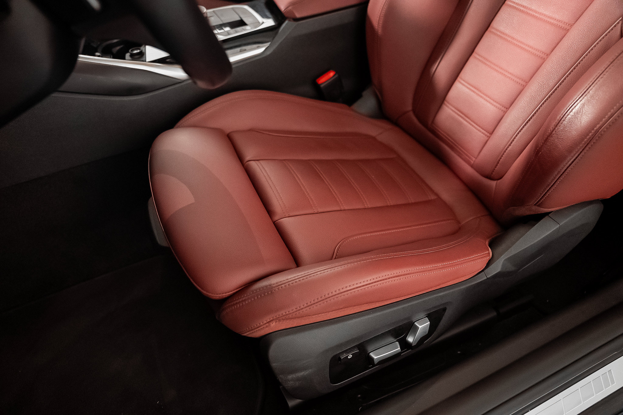 Used 2023 BMW M240i Coupe w/ Premium Package RWD image 38