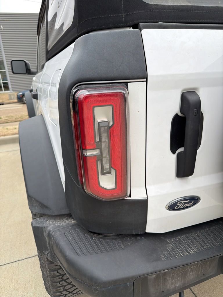 Used 2023 Ford Bronco Badlands w/ Sasquatch Package image 18