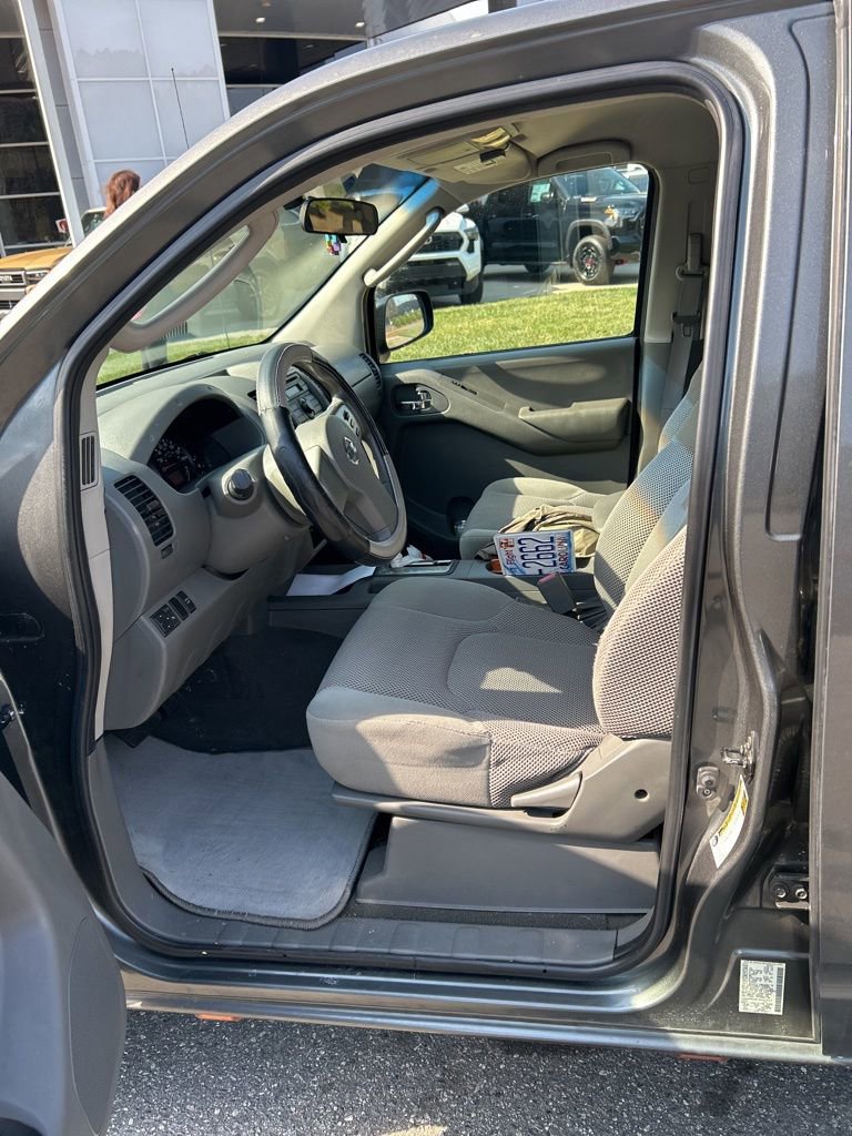 Used 2008 Nissan Frontier SE w/ SE Value Truck Pkg image 5