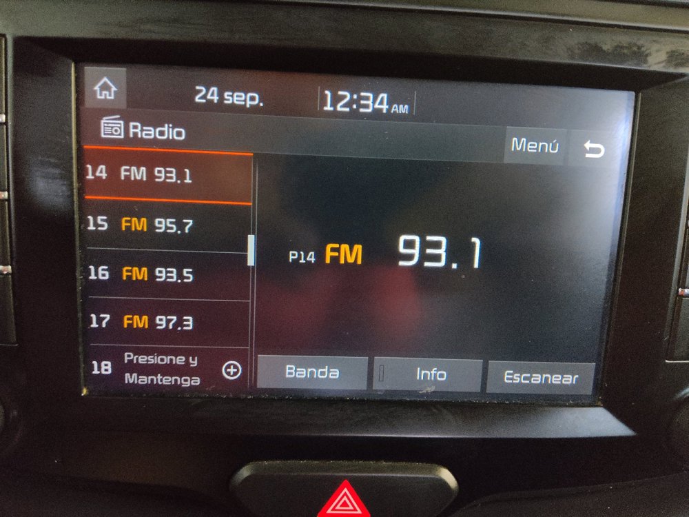 Used 2021 Kia Soul S FWD image 25