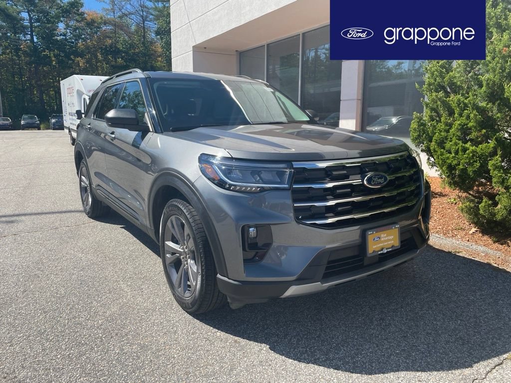 Certified 2026 Ford Explorer Active w/ Active Comfort Package AWD/4WD image 1