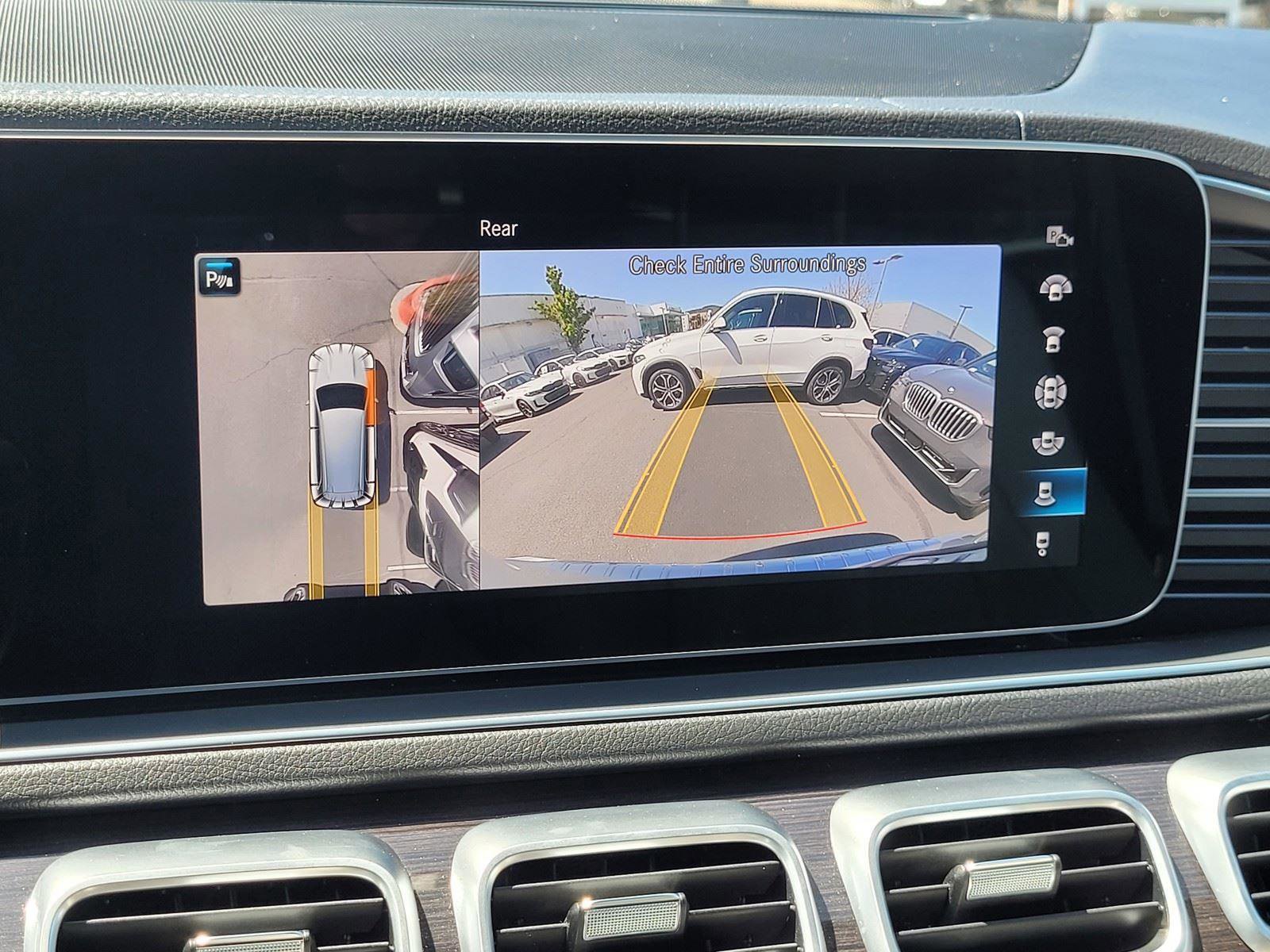 Used 2023 Mercedes-Benz GLS 450 4MATIC image 15