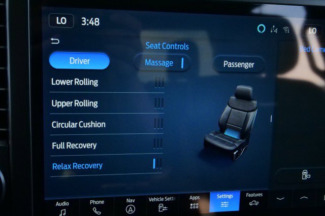 Used 2025 Ford F450 Platinum w/ FX4 Off-Road Package image 23