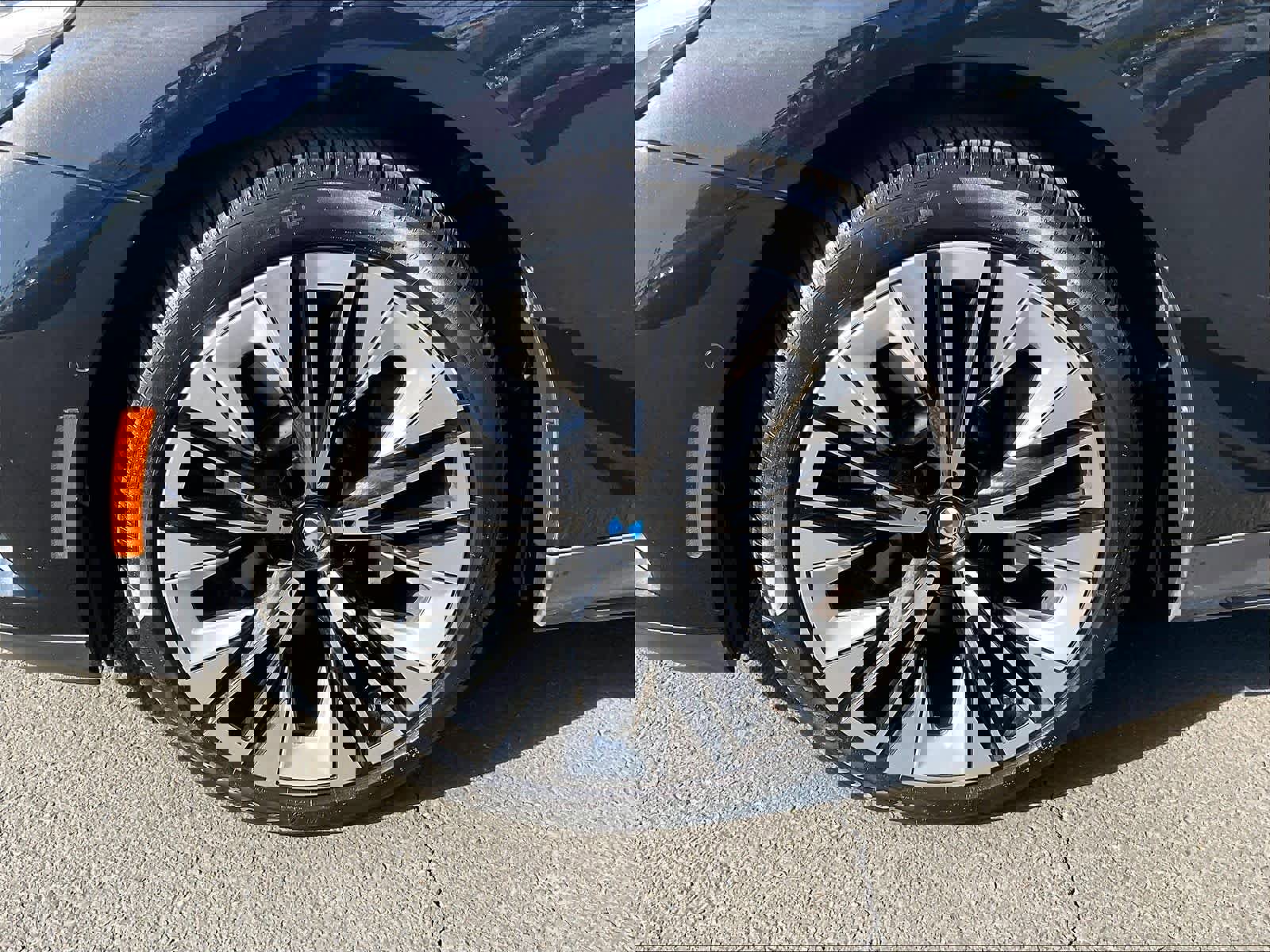 Used 2026 BMW 530i w/ Premium Package image 11