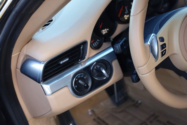 Used 2013 Porsche 911 Carrera RWD image 27