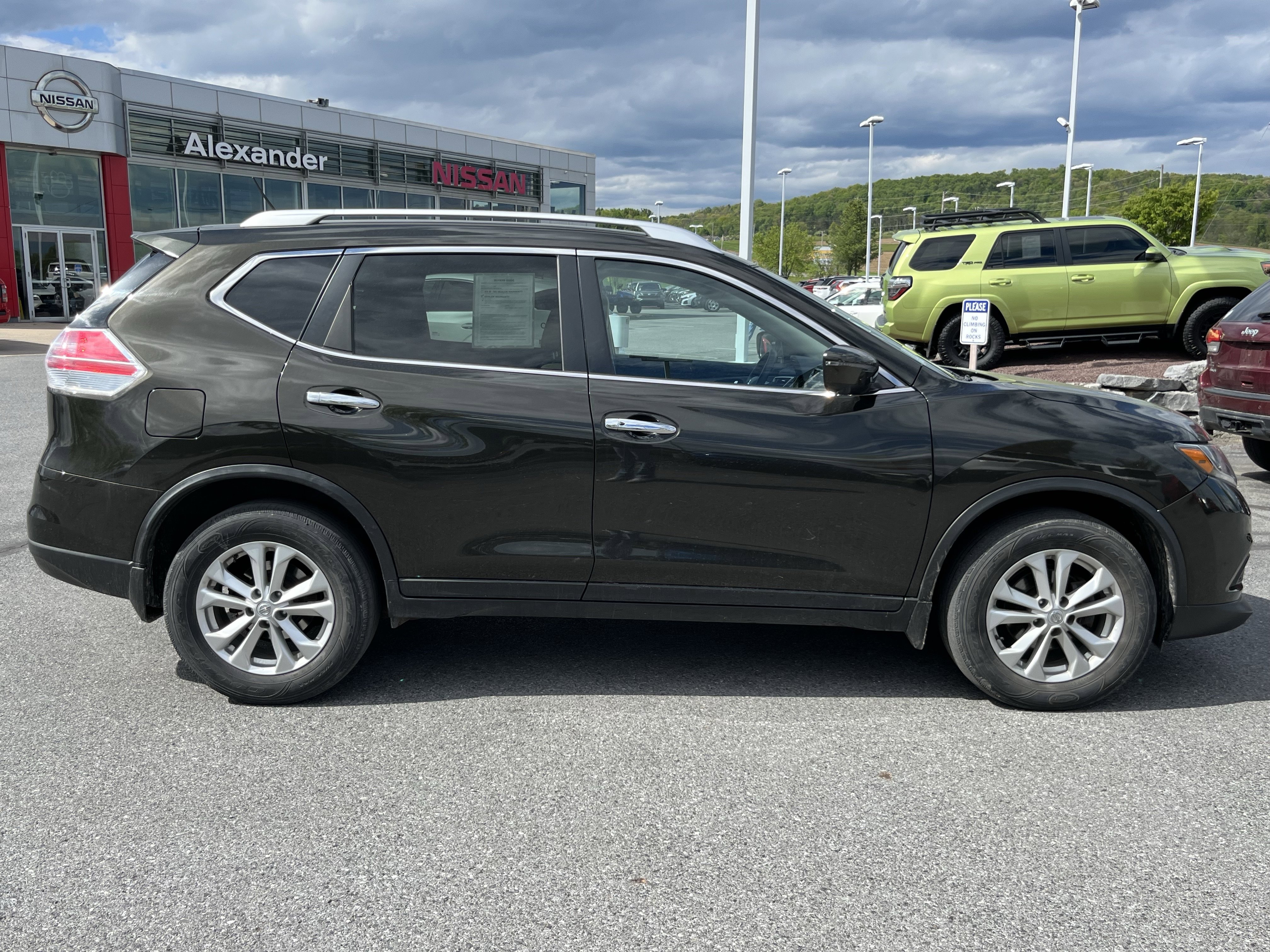 Used 2016 Nissan Rogue SV w/ SV Premium Package AWD/4WD video 2