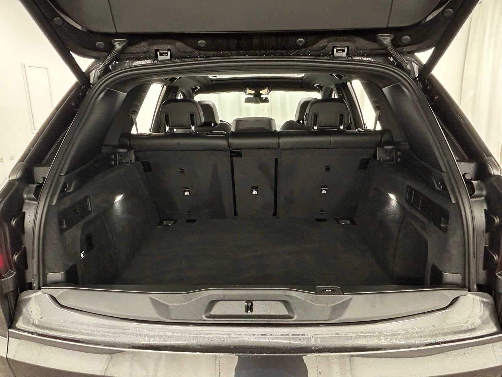 Used 2023 BMW X5 xDrive40i image 38