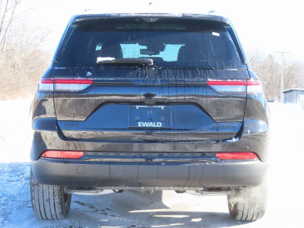 New 2025 Jeep Grand Cherokee Limited w/ Luxury Tech Group II image 18
