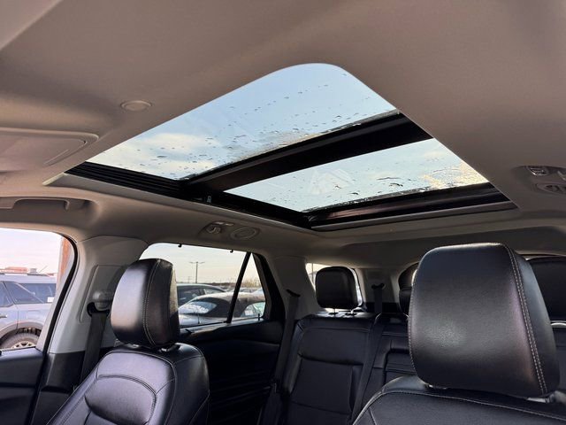 Certified 2023 Ford Explorer Limited w/ Equipment Group 301A image 30