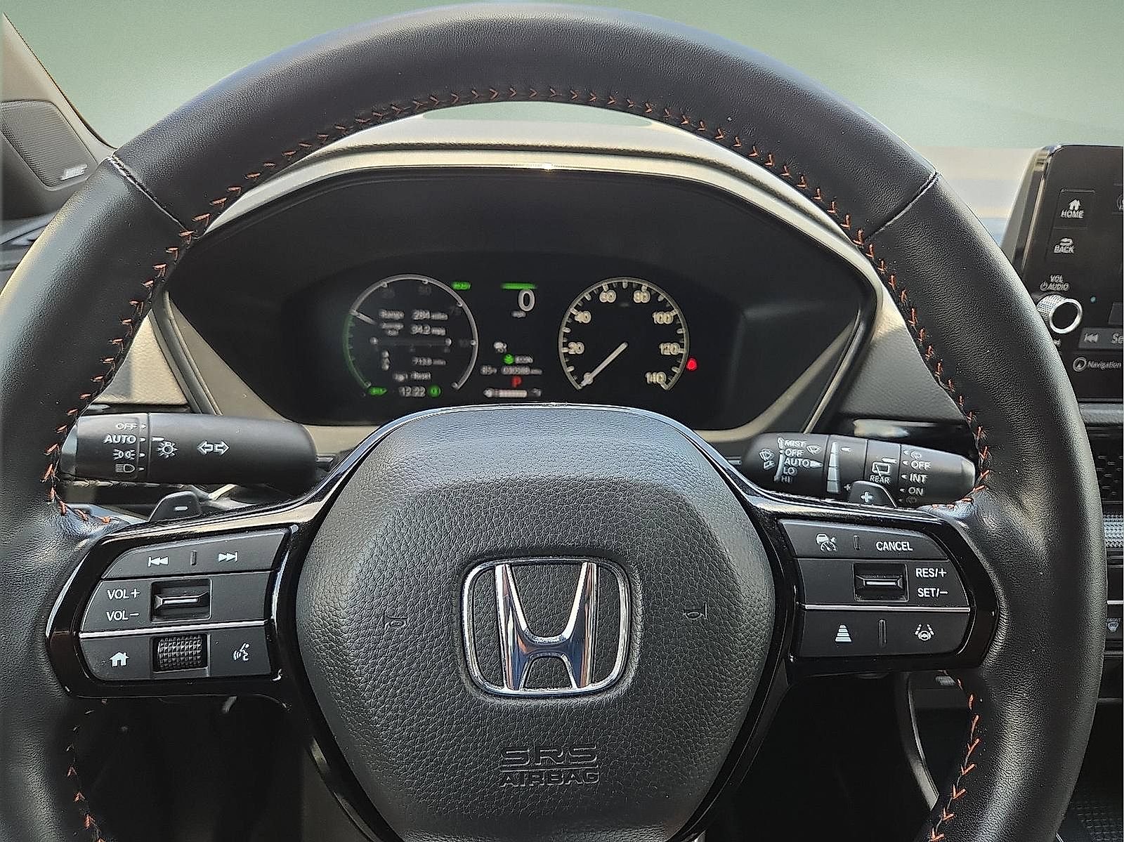 Used 2025 Honda CR-V Sport Touring image 4