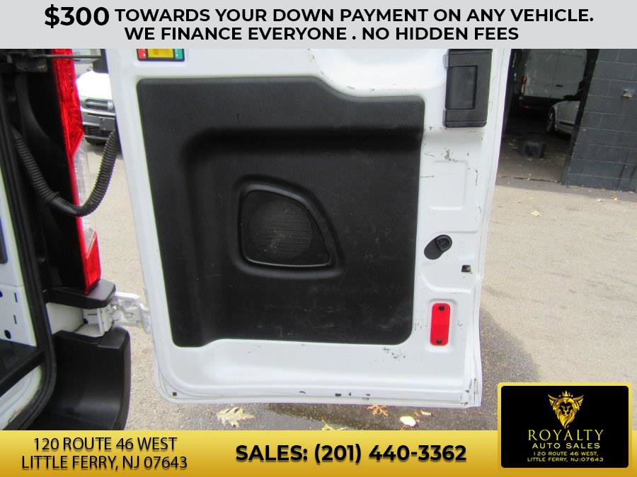Used 2020 Ford Transit 250 Medium Roof w/ Load Area Protection Package image 21