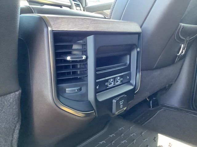 New 2026 RAM 2500 Limited image 30