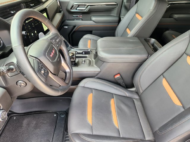 Used 2026 GMC Sierra 1500 AT4 w/ AT4 Premium Package AWD/4WD image 12