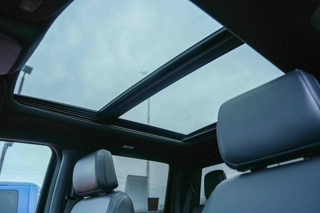 Used 2023 Ford F150 Lariat w/ Equipment Group 502A High image 40