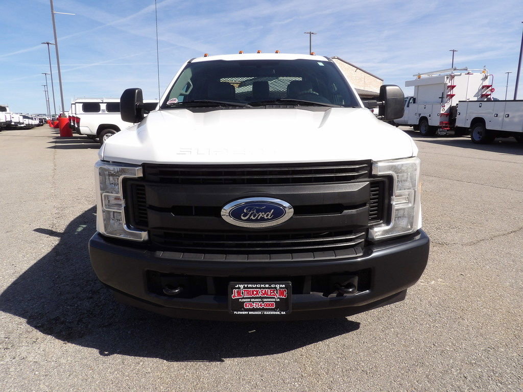 Used 2017 Ford F350 XL image 12