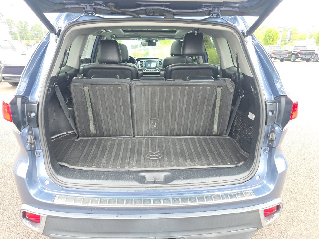 Used 2019 Toyota Highlander Limited Platinum AWD/4WD image 6